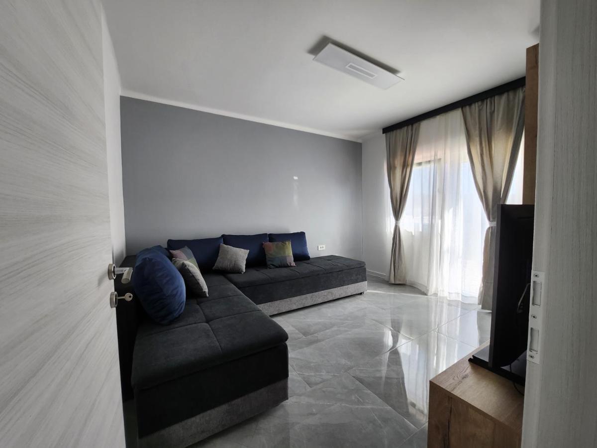 Airport Split Apartment Kastel Stafilic Exterior photo